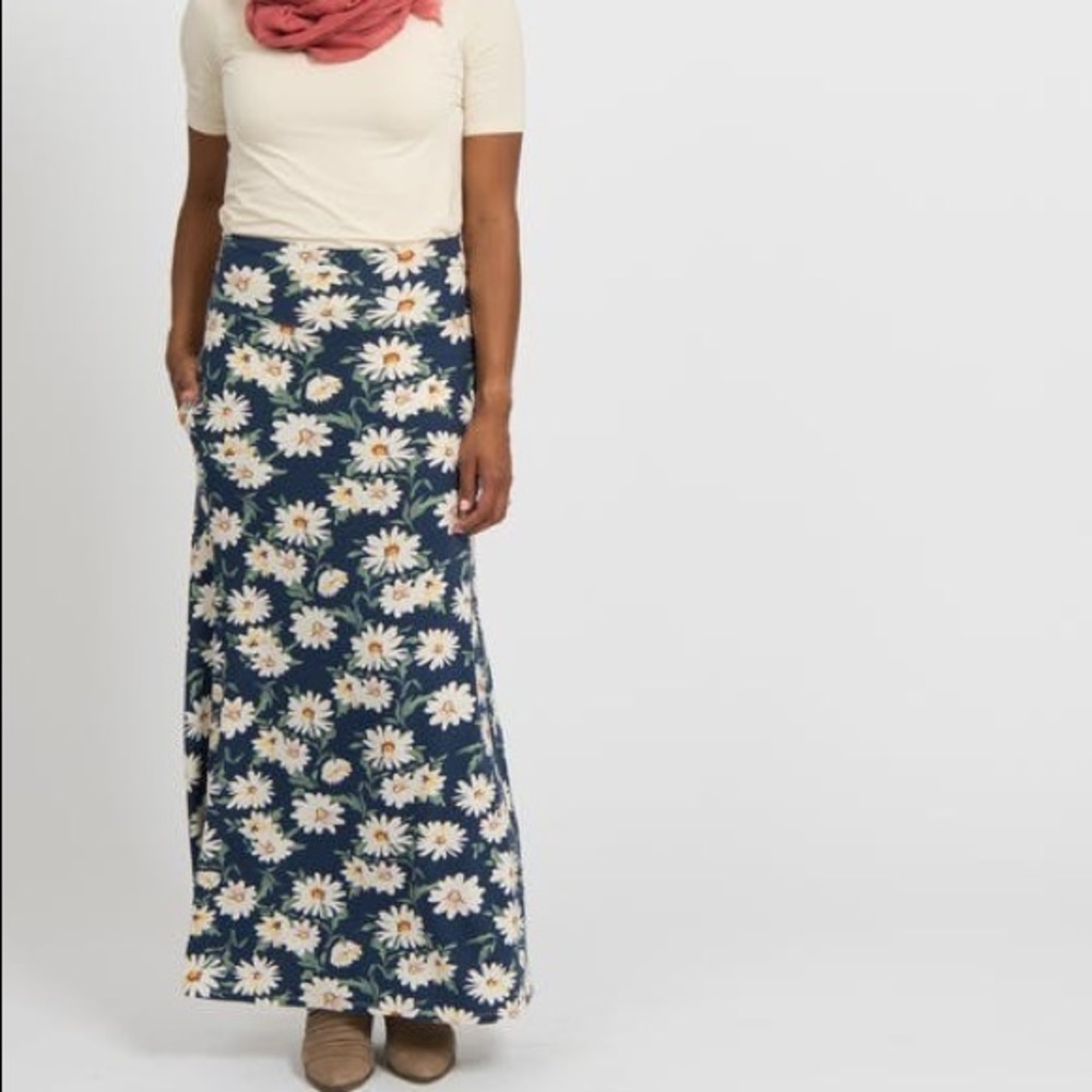 Maxi Skirt Floral Daisy